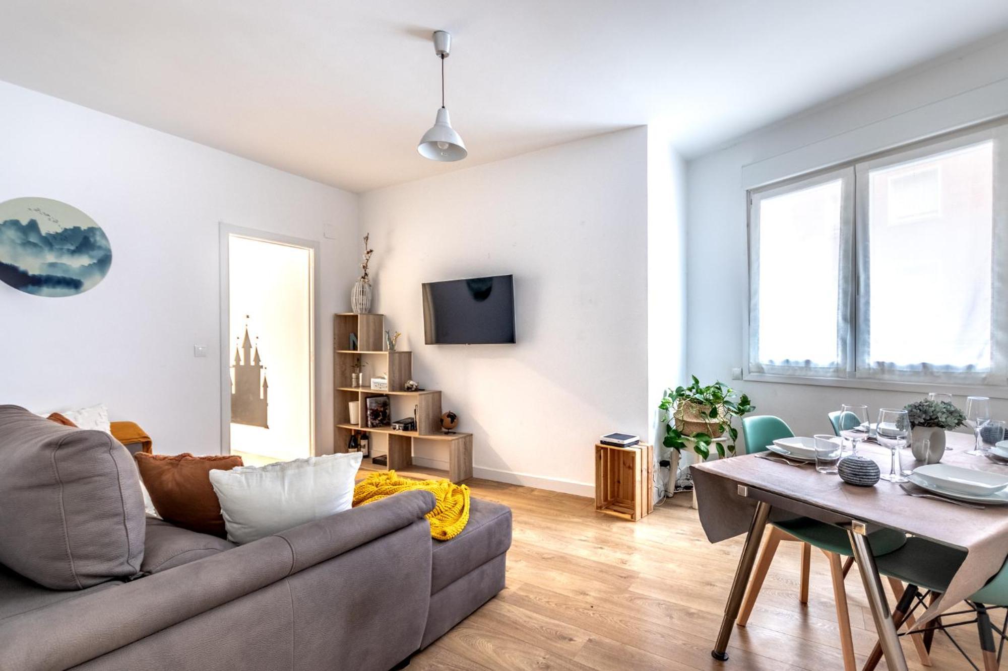 Amplio Y Acogedor Junto Al Ayuntamiento Apartment Bilbao Luaran gambar